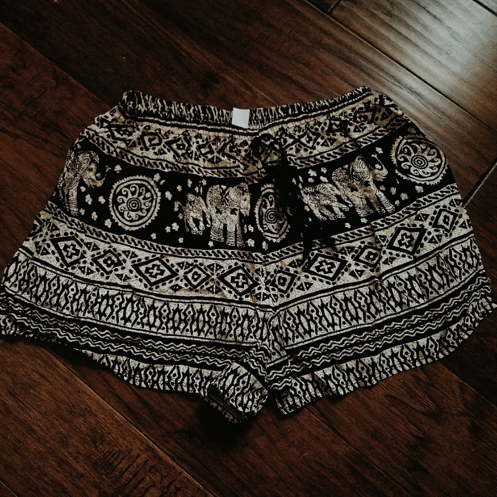 Bohemian shorts